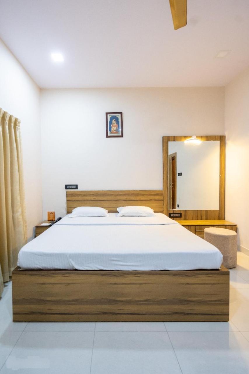 Shakuntalaam Royal Palace Jharsuguda エクステリア 写真